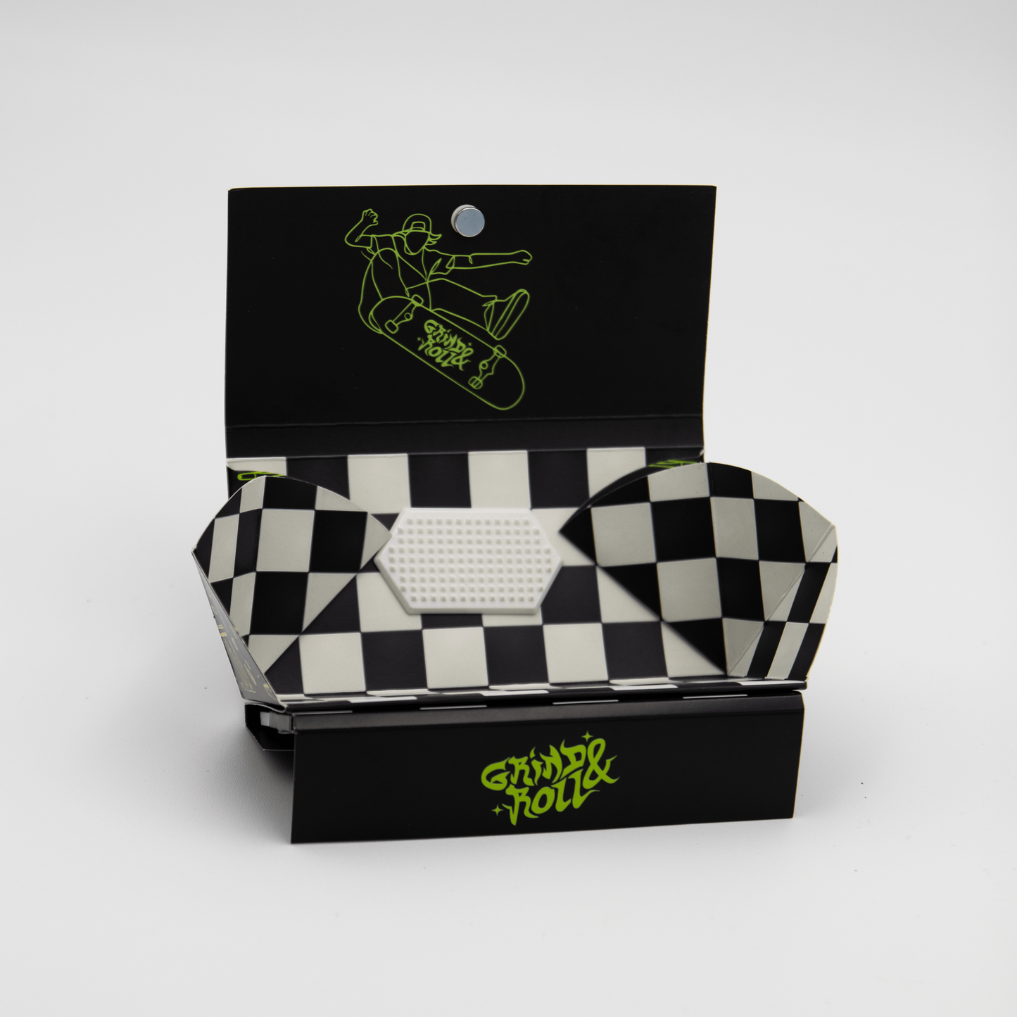 Grind&Roll All-In-1 Rolling Kit offen mit Grinder & Faltvorrichtung